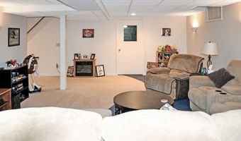 793 King Ridge Dr, Ashland, OH 44805