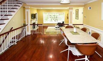 5153 WESTBARD Ave 15, Bethesda, MD 20816