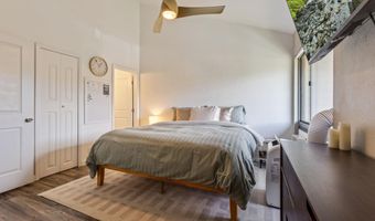 15 KULANIHAKOI St 12E, Kihei, HI 96753