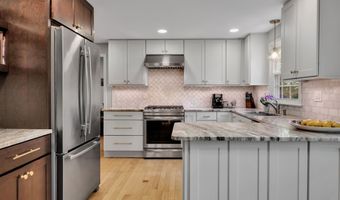 26 Buckboard Ln, Avon, CT 06001
