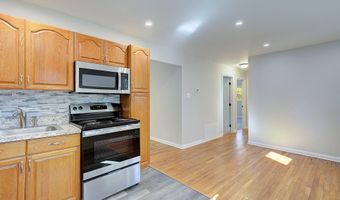 4 ROOSEVELT Dr, Annapolis, MD 21401