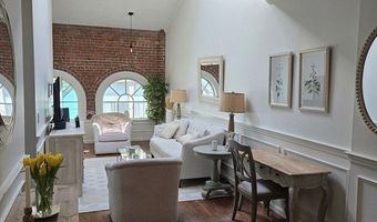 106 13th St 223, Boston, MA 02129