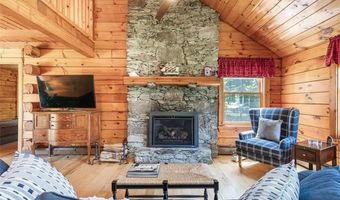 14 Barker Ave, Warren, RI 02885