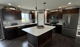 1210 NE 32nd Ave, Aberdeen, SD 57401