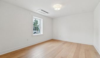 25 N RIDGE Ave UNIT B, Ambler, PA 19002