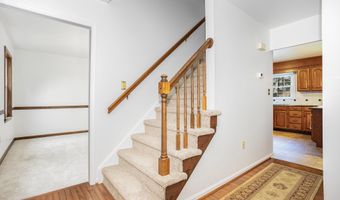 247 MILLER Rd, Akron, PA 17501