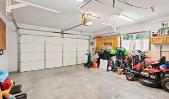 1306 Porter Ave, Aurora, MO 65605