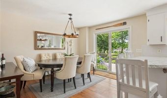 11 O'Donnell Rd, Middletown, RI 02842