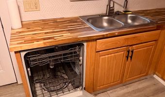 178 Birch St, Bangor, ME 04401