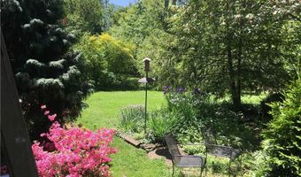 1415 Inwood Rd, Alliance, OH 44601