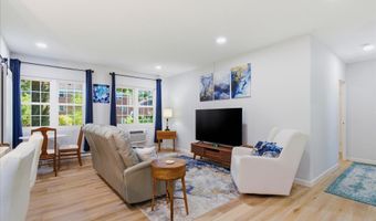 3454 MARTHA CUSTIS Dr, Alexandria, VA 22302