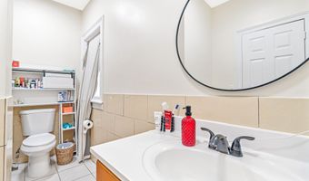 190 Whitney Ave, Bridgeport, CT 06606