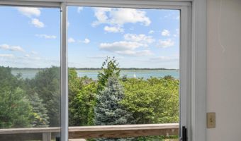 93 Harris Meadow Ln, Barnstable, MA 02630