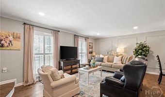 18 S Stratford Dr, Athens, GA 30605