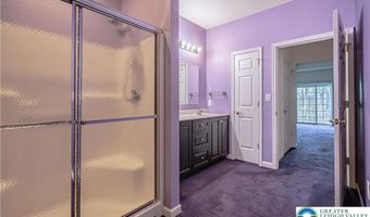 5041 Saw Grass Dr, Allen, PA 18067