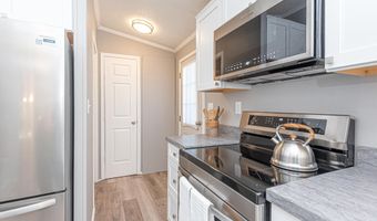 3 BAY VISTA Dr, Berlin, MD 21811
