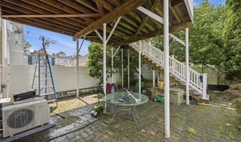 164 W 31ST St 1, Bayonne, NJ 07002