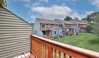 200 Heroux Blvd 805, Cumberland, RI 02864