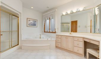 1773 W Whispering Ct, Addison, IL 60101