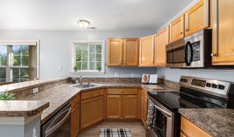 2808 Barclay Way, Ann Arbor, MI 48105