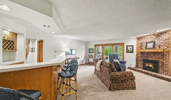 1843 Timber Trail Dr SE, Ada, MI 49301