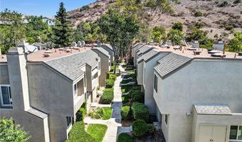 5825 E Creekside Ave 8, Orange, CA 92869