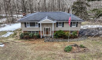 24 Prospect Dr, Brookfield, CT 06804
