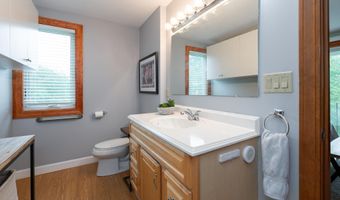 135 Amherst St 30, Amherst, NH 03031