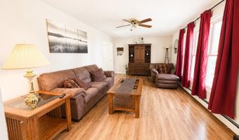 49 Jasper St, Berlin, NH 03570