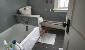20 Thirteenth St, Bangor, ME 04401