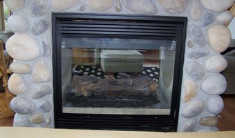 570 ST HWY 353, Boulder, WY 82923