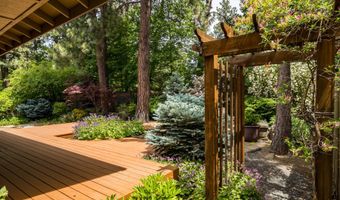 60836 Yellow Leaf St, Bend, OR 97702