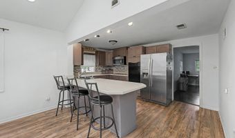 1511 N Dryden Ave, Arlington Heights, IL 60004
