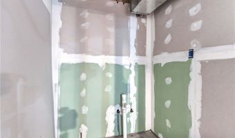 705 Lake Trl, Aurora, OH 44202