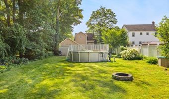 446 Plymouth St, Abington, MA 02351