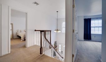299 Scenic Dr, Blakeslee, PA 18610