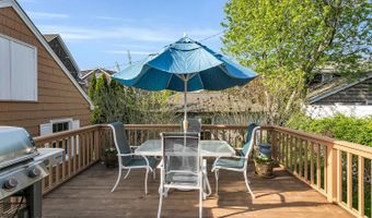 50 Bridge Ave, Bay Head, NJ 08742