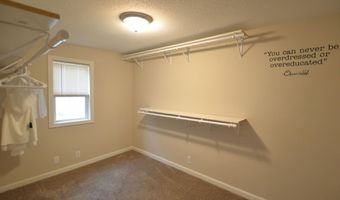 321 SW 8th Ave, Aberdeen, SD 57401