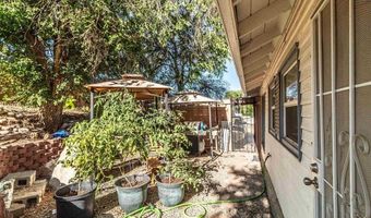 612 Lovers Ln, Aztec, NM 87410