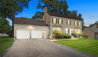 56 Greenfield Rd, Cumberland, RI 02864