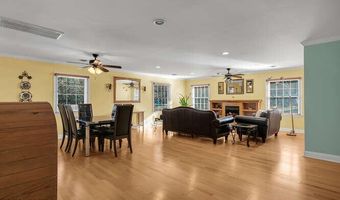 3 Waverly Pl, Aberdeen, NJ 07747