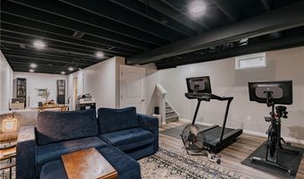 434 Douglas St, Akron, OH 44307