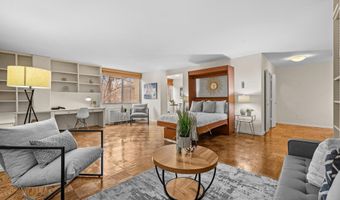 3001 VEAZEY Ter NW 201, Washington, DC 20008