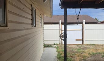 140 Aurora St, Hawthorne, NV 89415