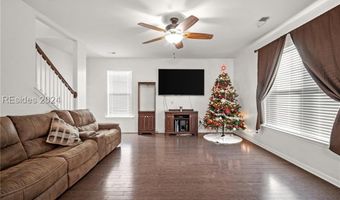 37 Kings Cross Ct, Beaufort, SC 29902