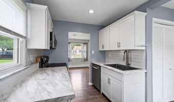 8 Mayhall St, Albany, NY 12205