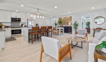 322 Anapalau St, Honolulu, HI 96825