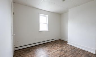 910-912 BROADWAY, Bayonne, NJ 07002