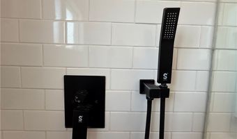 115 W Valencia Ave B, Anaheim, CA 92805