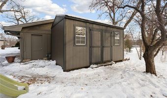 701 4th St SW, Austin, MN 55912